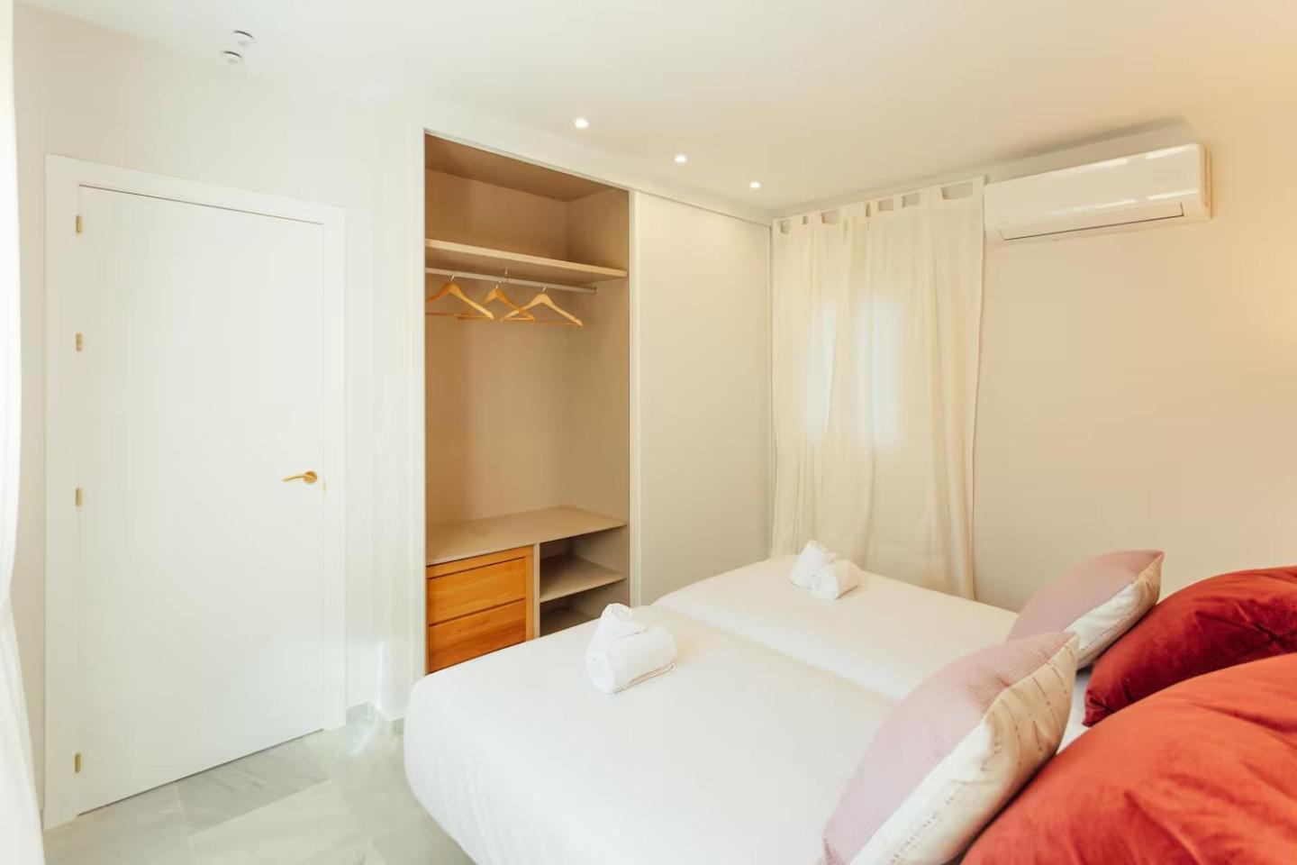 Appartement Reformed And Comfy- 2Bd 2Bth- Arenal à Séville Extérieur photo