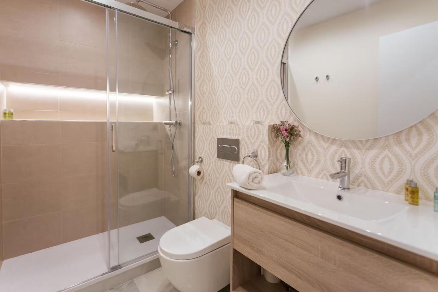 Appartement Reformed And Comfy- 2Bd 2Bth- Arenal à Séville Extérieur photo